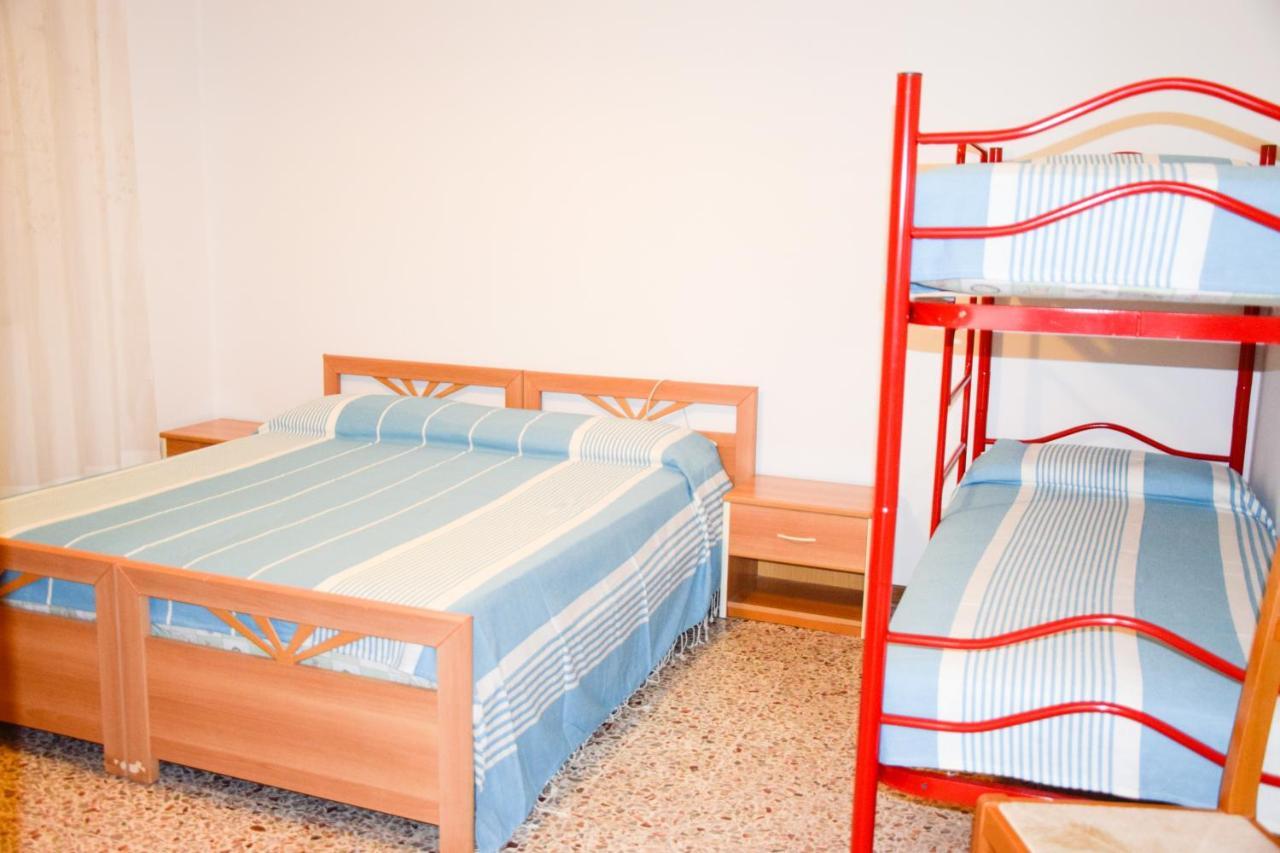 Villa Vania Family Apartments Lido di Jesolo Buitenkant foto